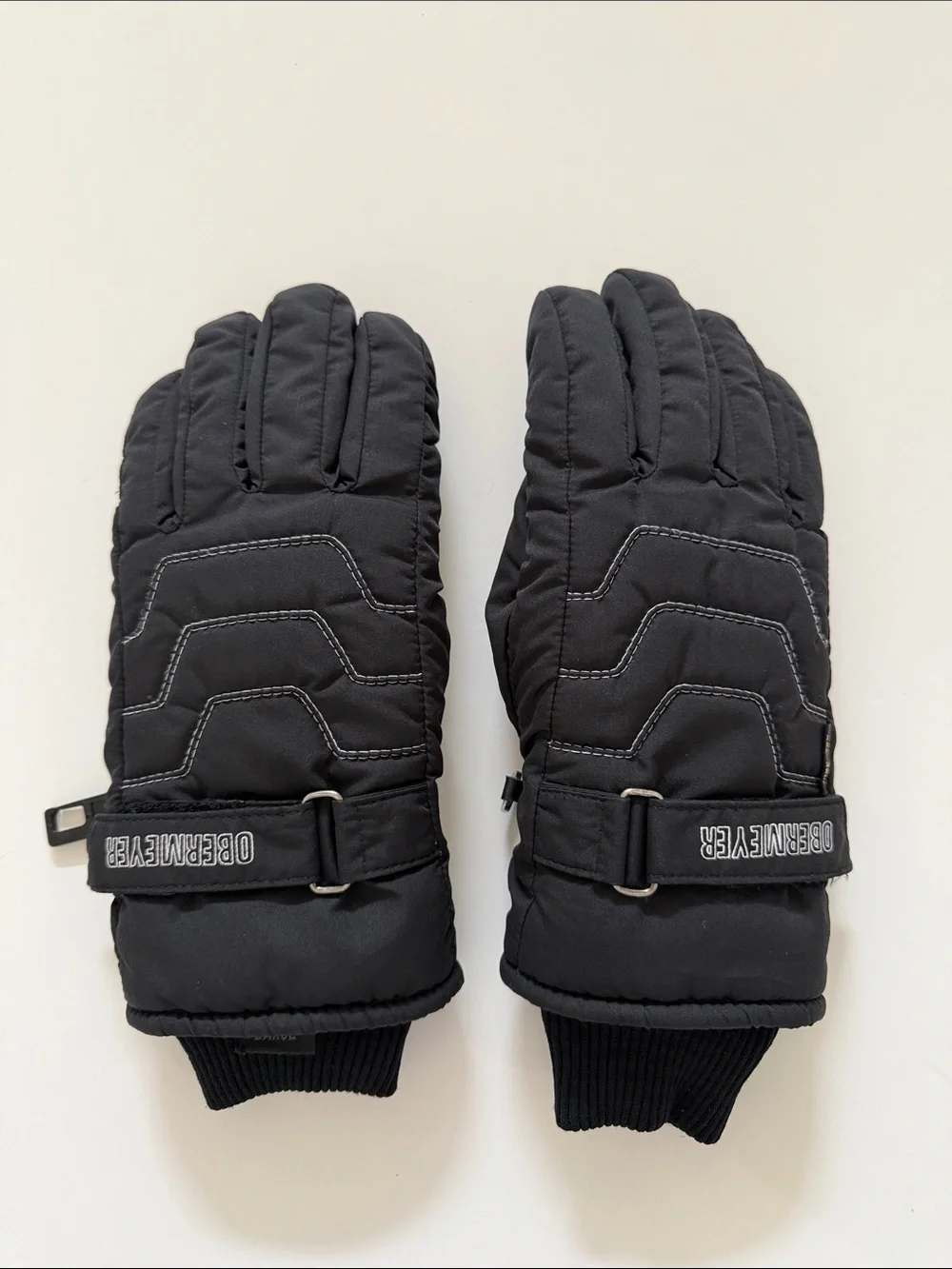 Obermeyer Women's Black Quilted Insulated Ski Gloves Wrist Straps Size L GoreTex